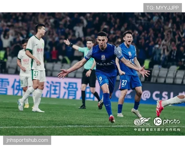 中超联赛中上海申花主场战绩稳健，攻防两端表现持续向好