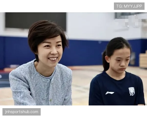 张怡宁,赛场上无敌女王,生活里却拎着菜篮子跟邻居聊家常